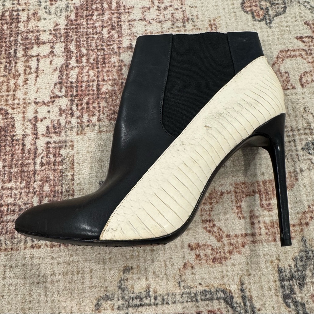 Rachel Zoe Gael Leather Snakeskin Trimmed Pointed-Toe Booties, Size 9 - Picture 7 of 13
